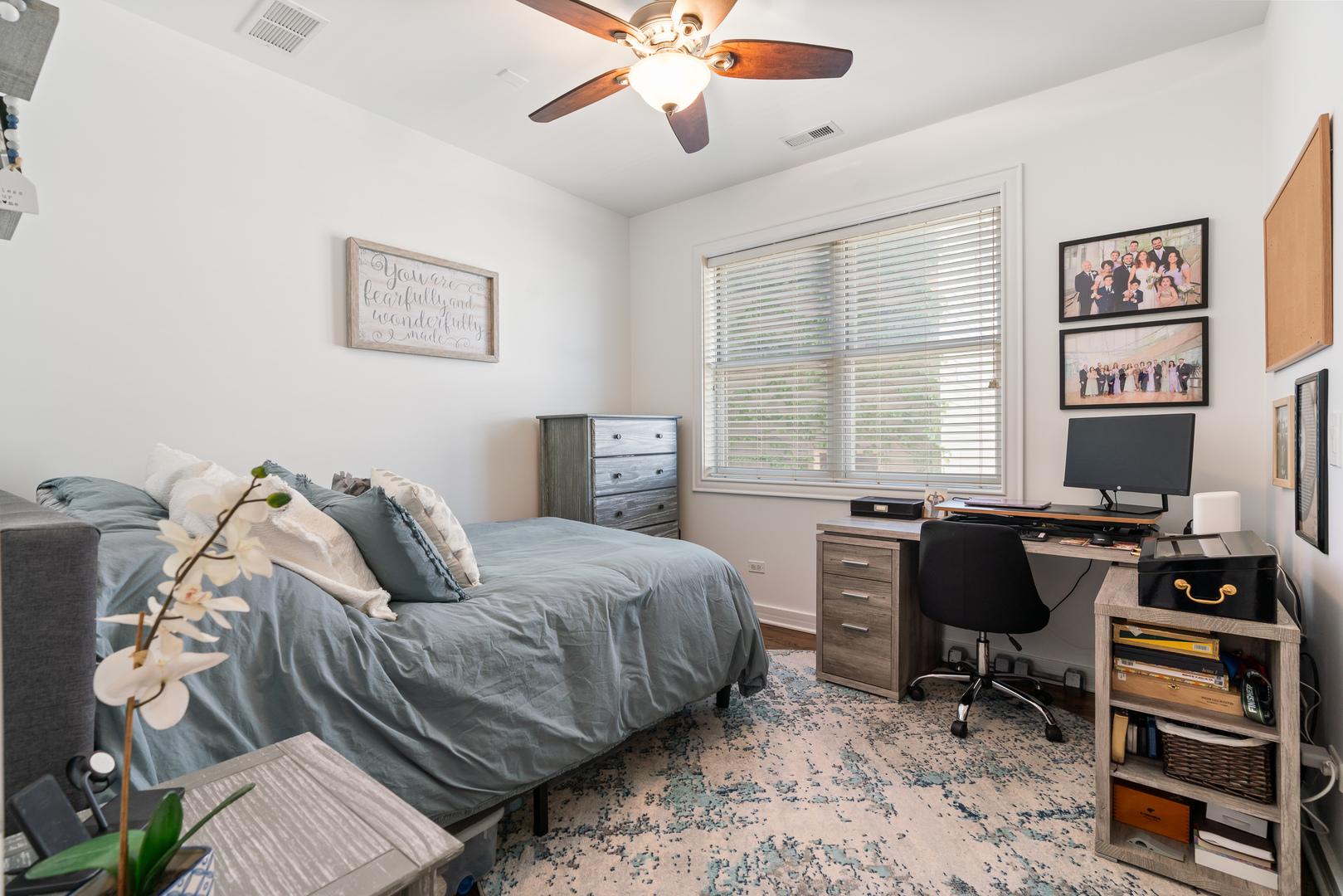 1425 W Grand Avenue Unit: 3E