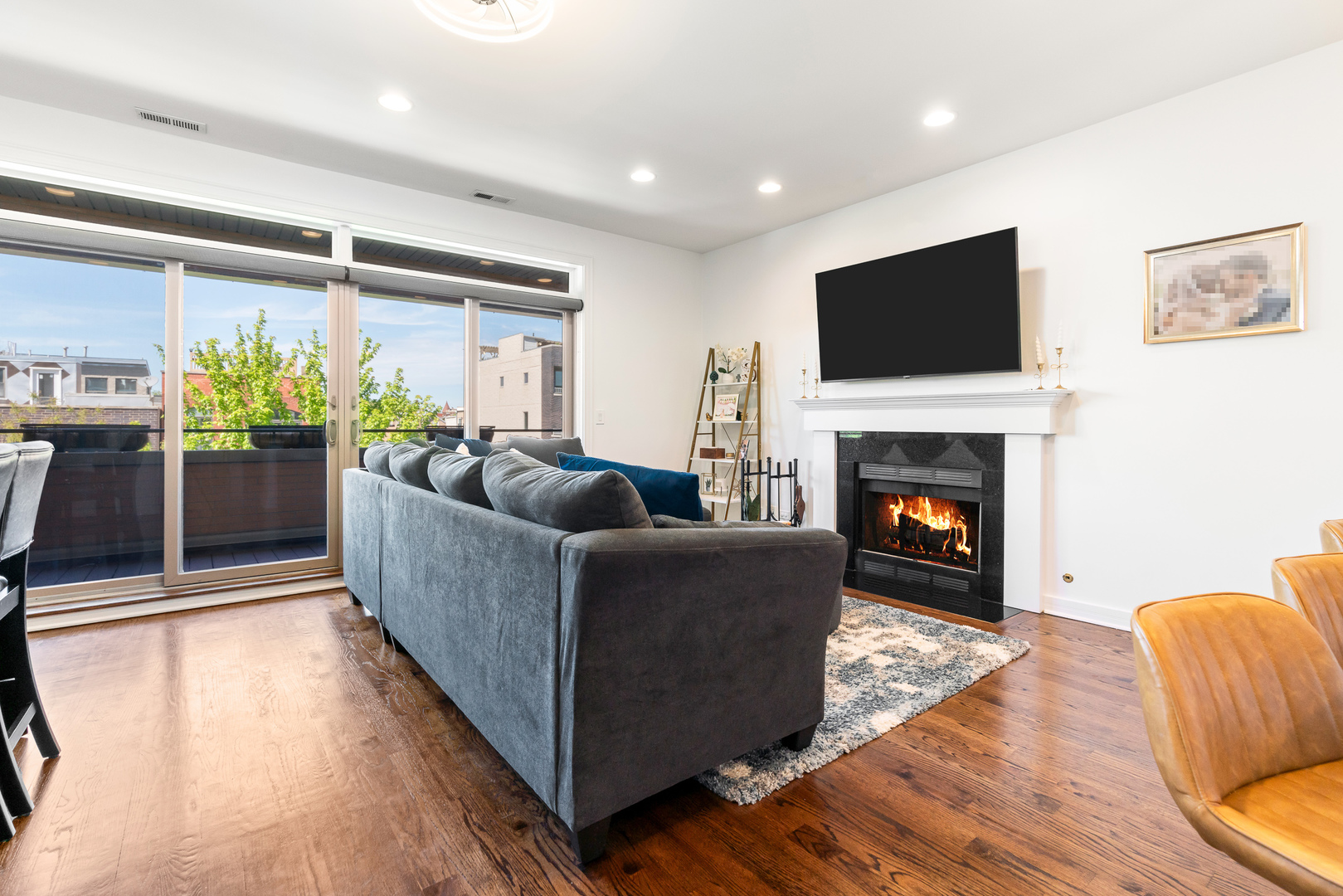 1425 W Grand Avenue Unit: 3E