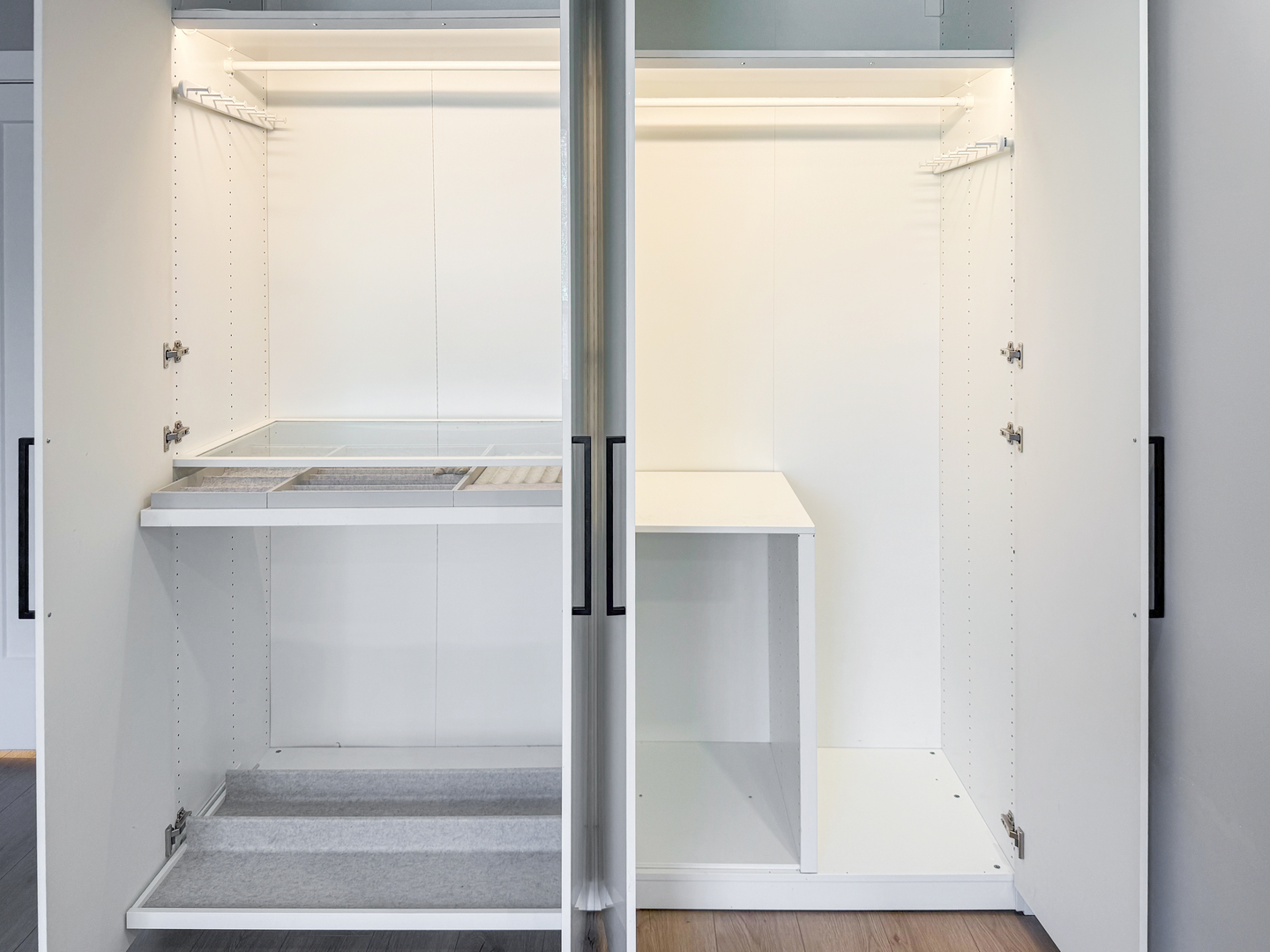 1355 N Sandburg Terrace Unit: 206D
