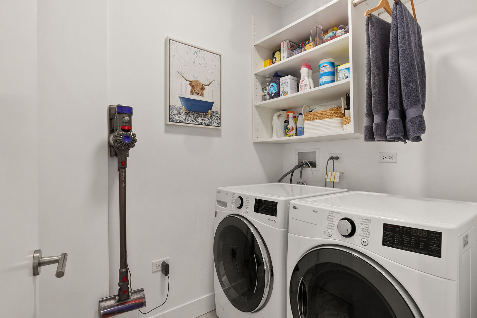 323 S Racine Avenue Unit: 6C