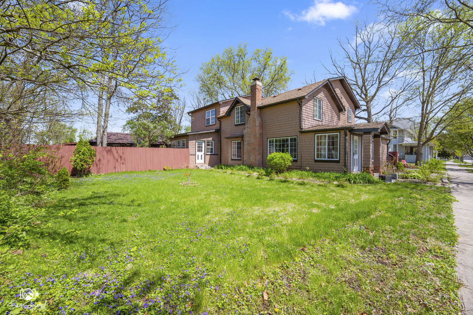 103 E Saint Marys Street