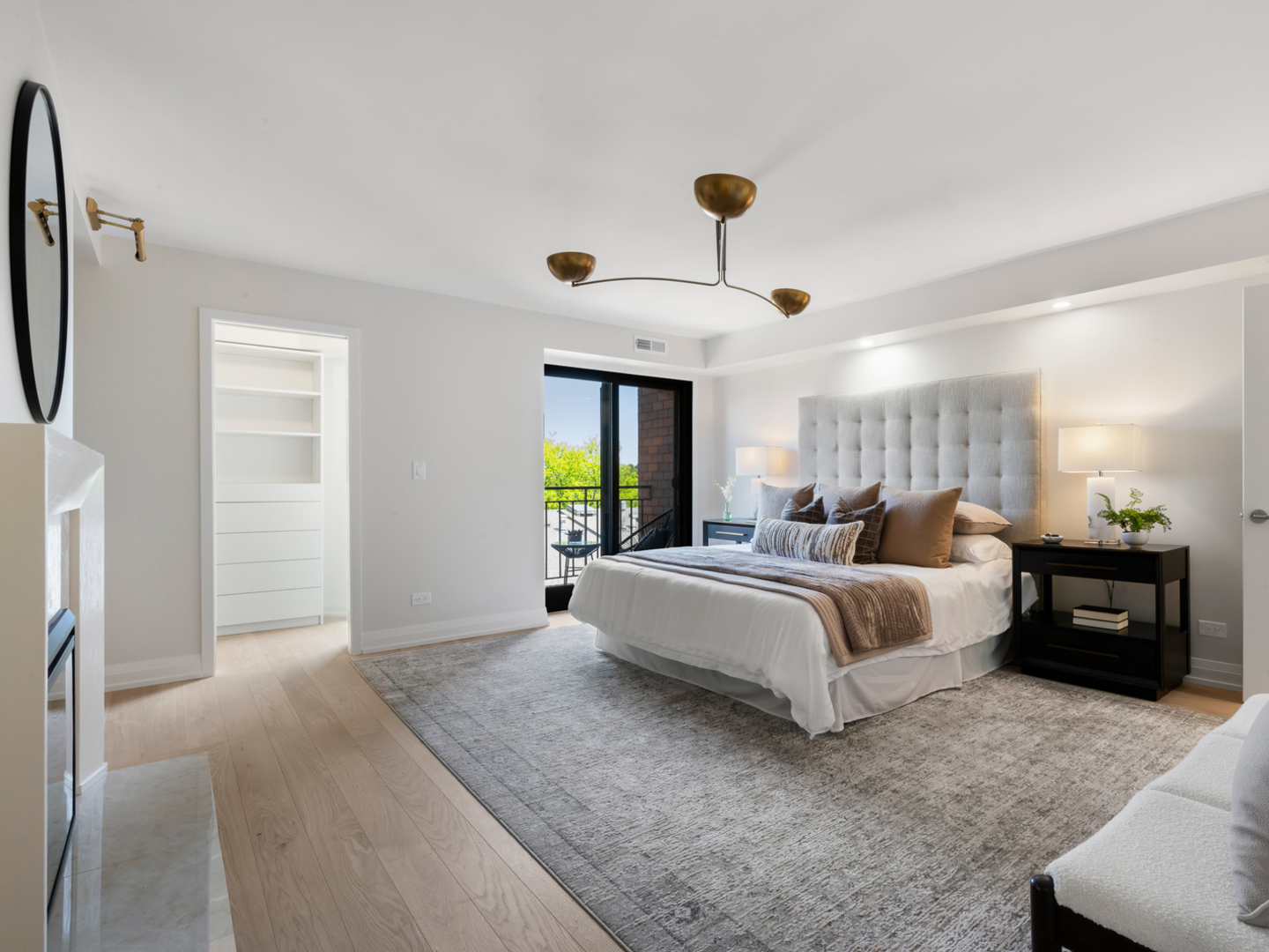 3700 N Lake Shore Drive Unit: 702