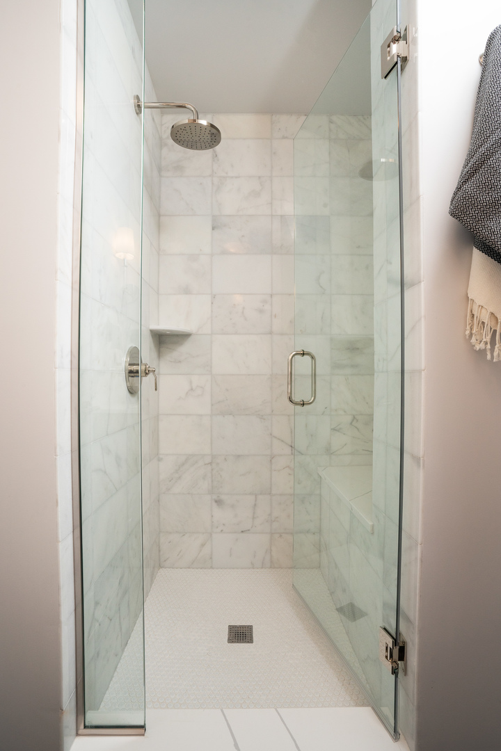 3700 N Lake Shore Drive Unit: 702
