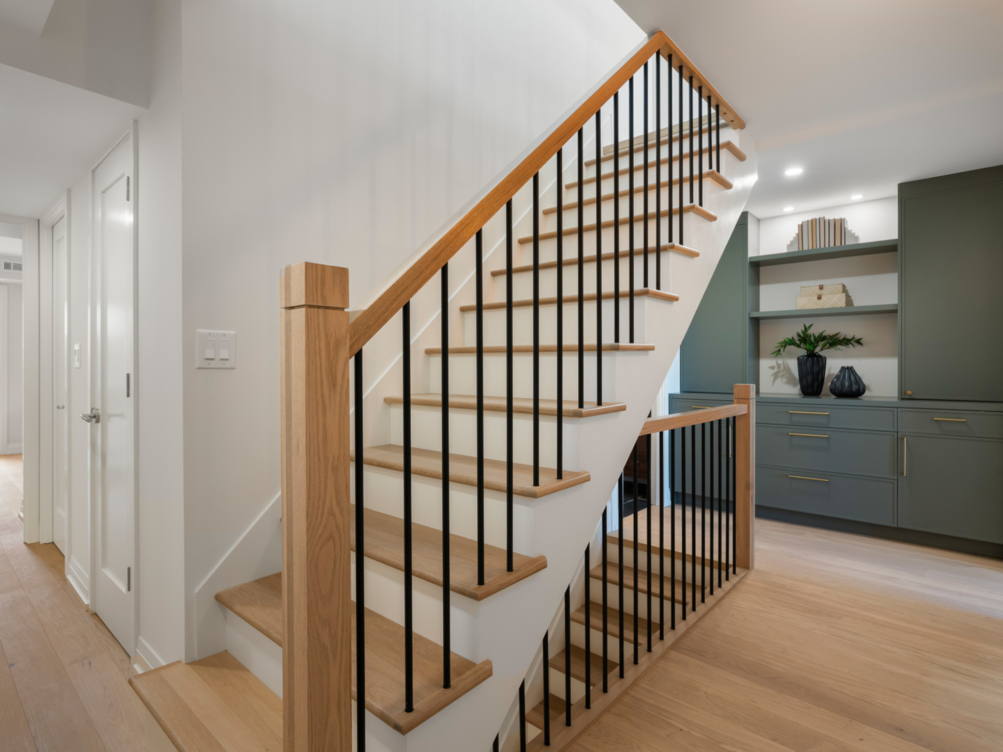 3700 N Lake Shore Drive Unit: 702