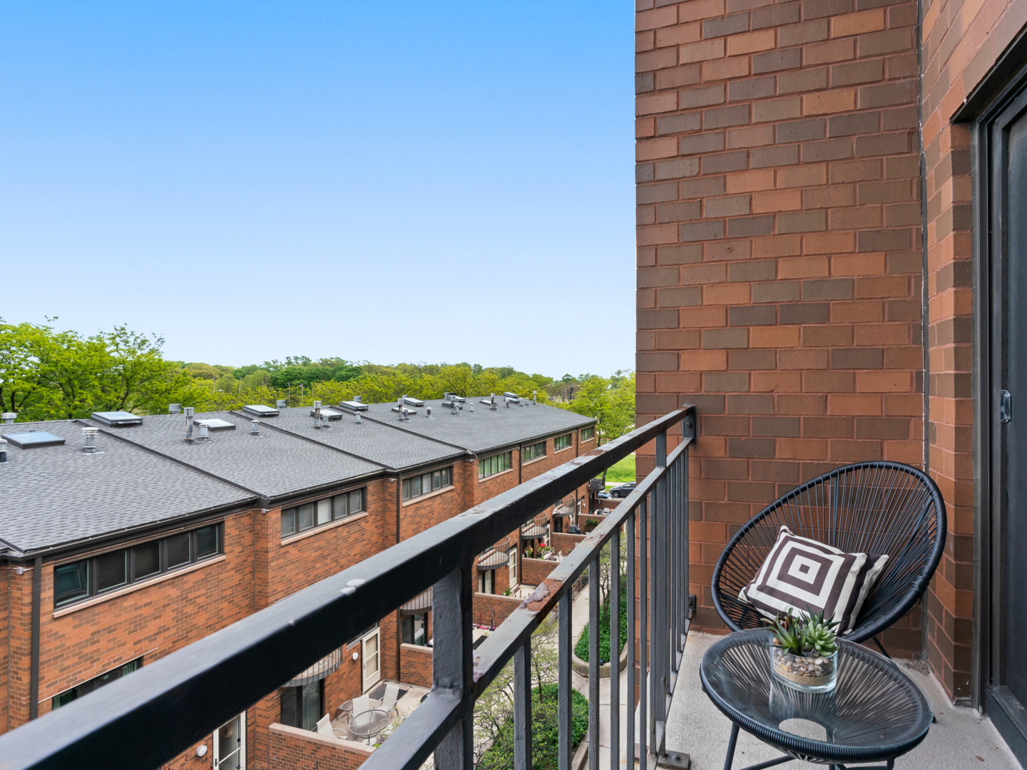 3700 N Lake Shore Drive Unit: 702