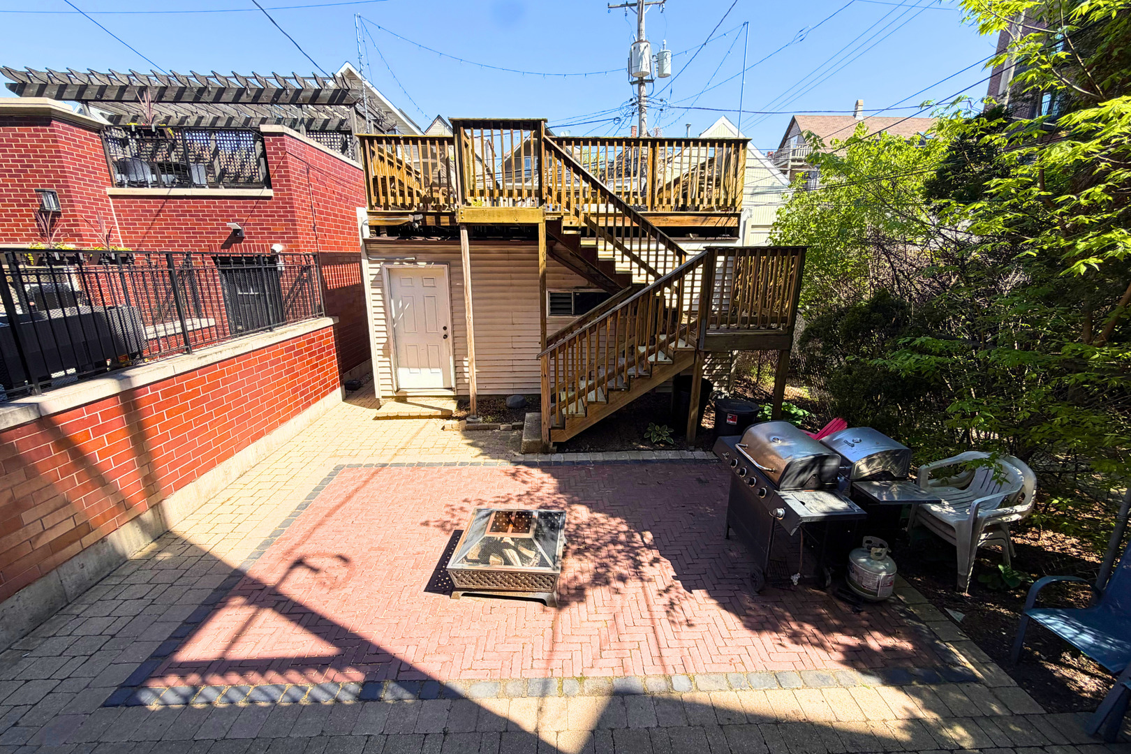 1016 W OAKDALE Avenue Unit: 1