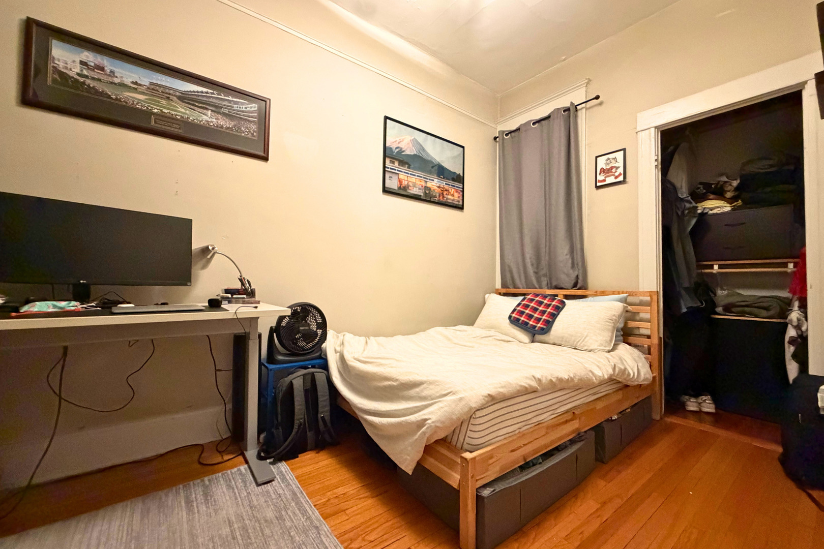 1016 W OAKDALE Avenue Unit: 1