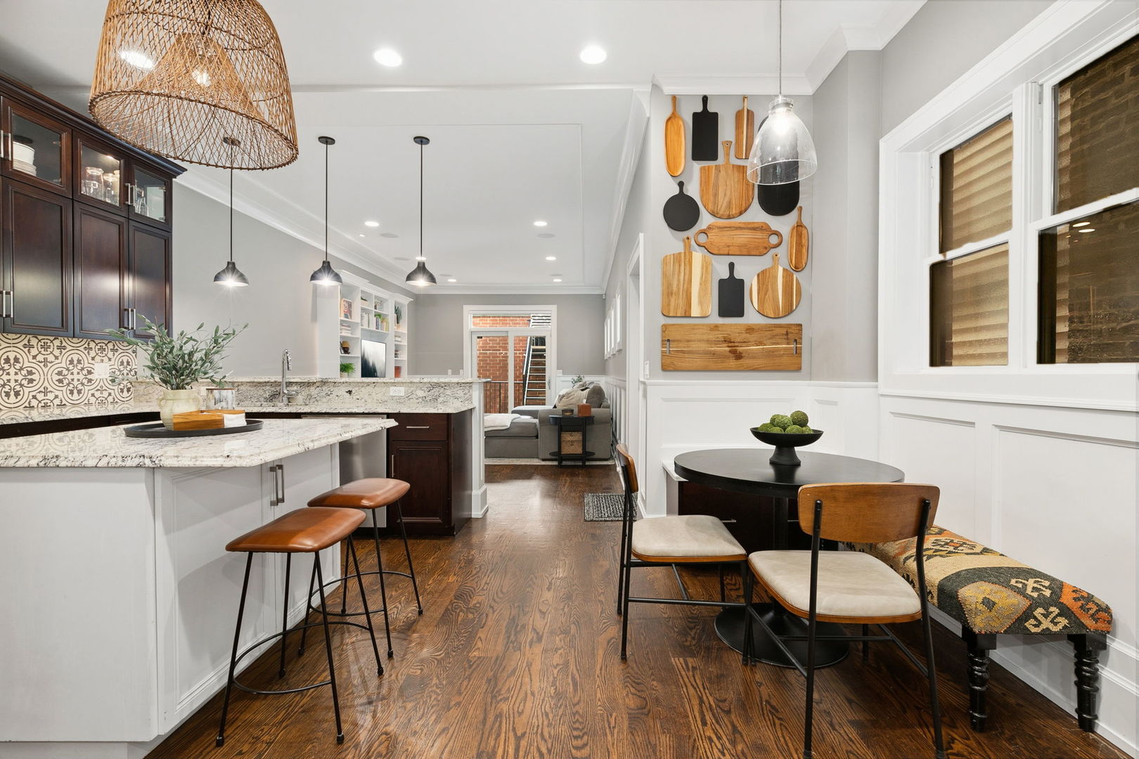 2717 N Racine Avenue Unit: 1