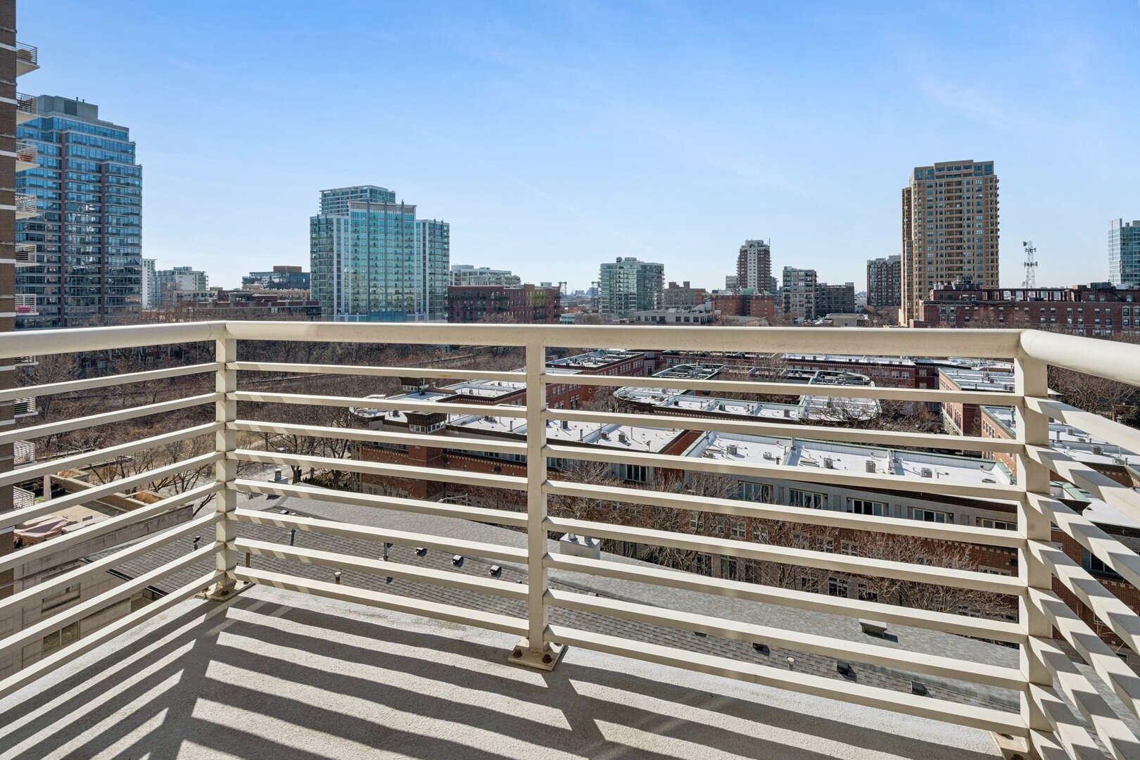 1515 S Prairie Avenue Unit: 914