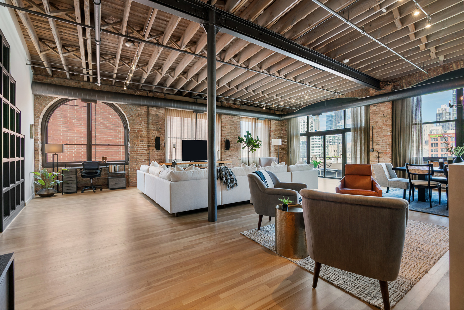 420 W Grand Avenue Unit: 5D