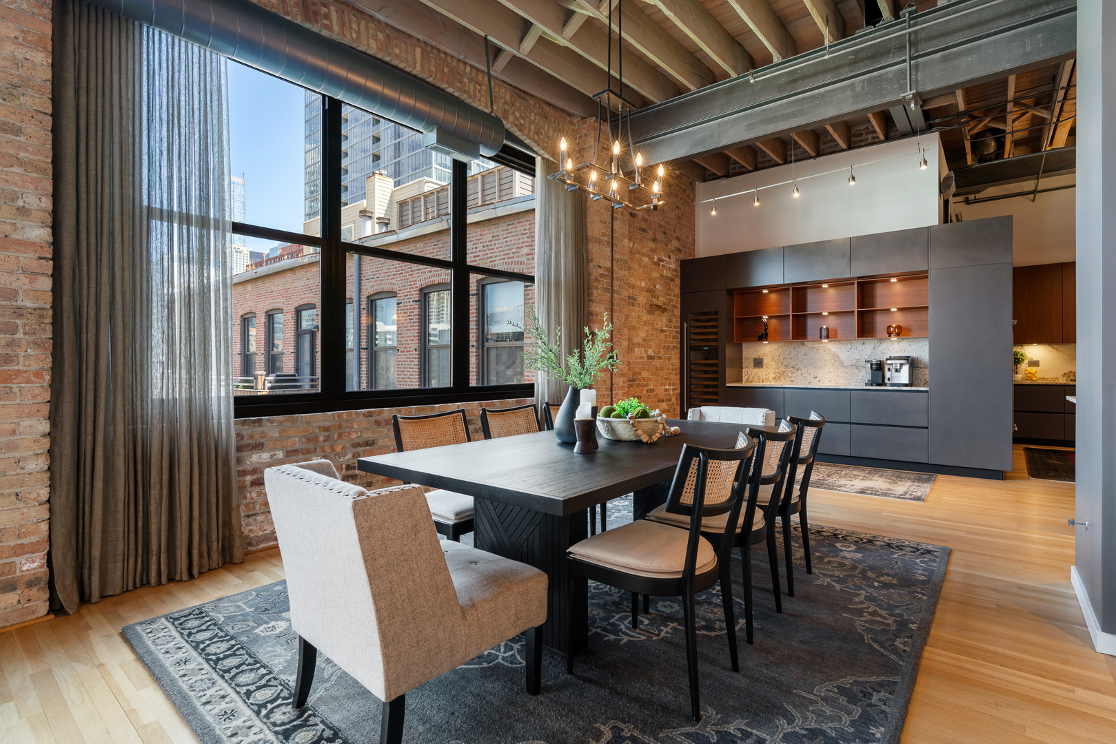 420 W Grand Avenue Unit: 5D