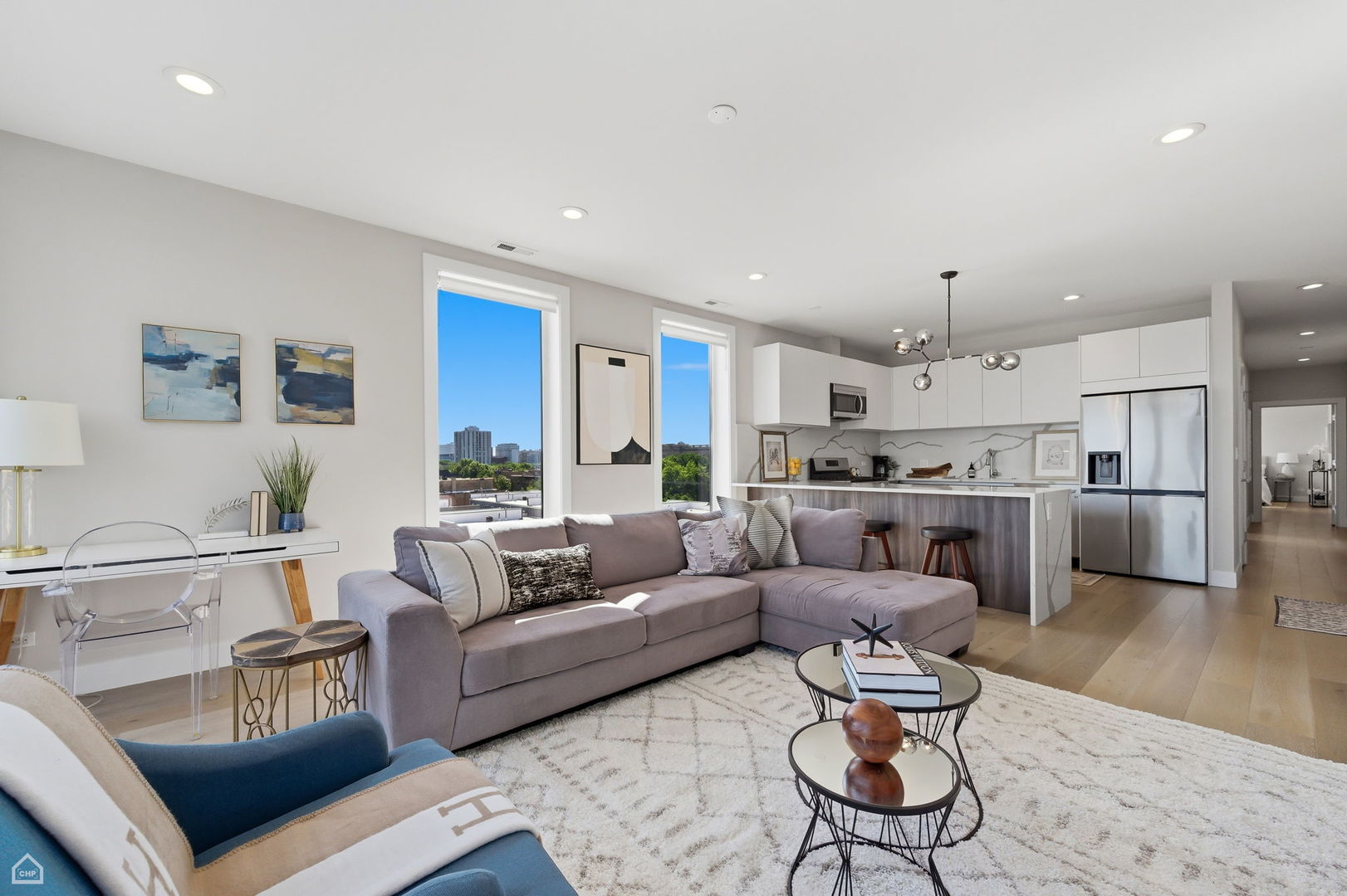 2342 W Adams Street Unit: 505