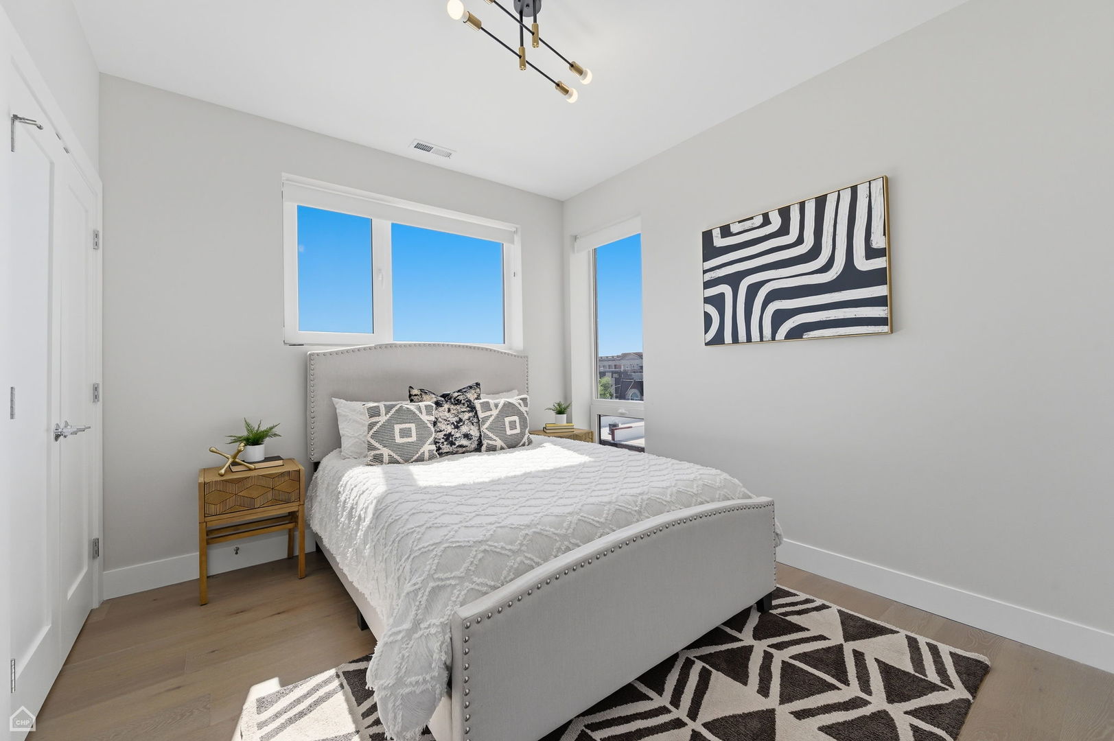 2342 W Adams Street Unit: 505