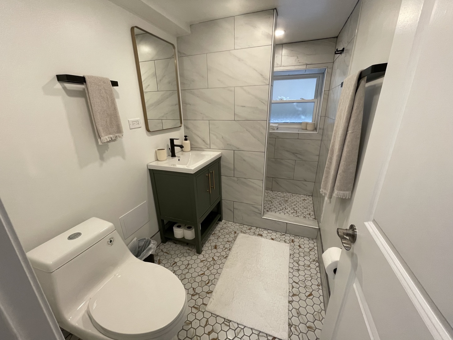 3116 N Damen Avenue Unit: G
