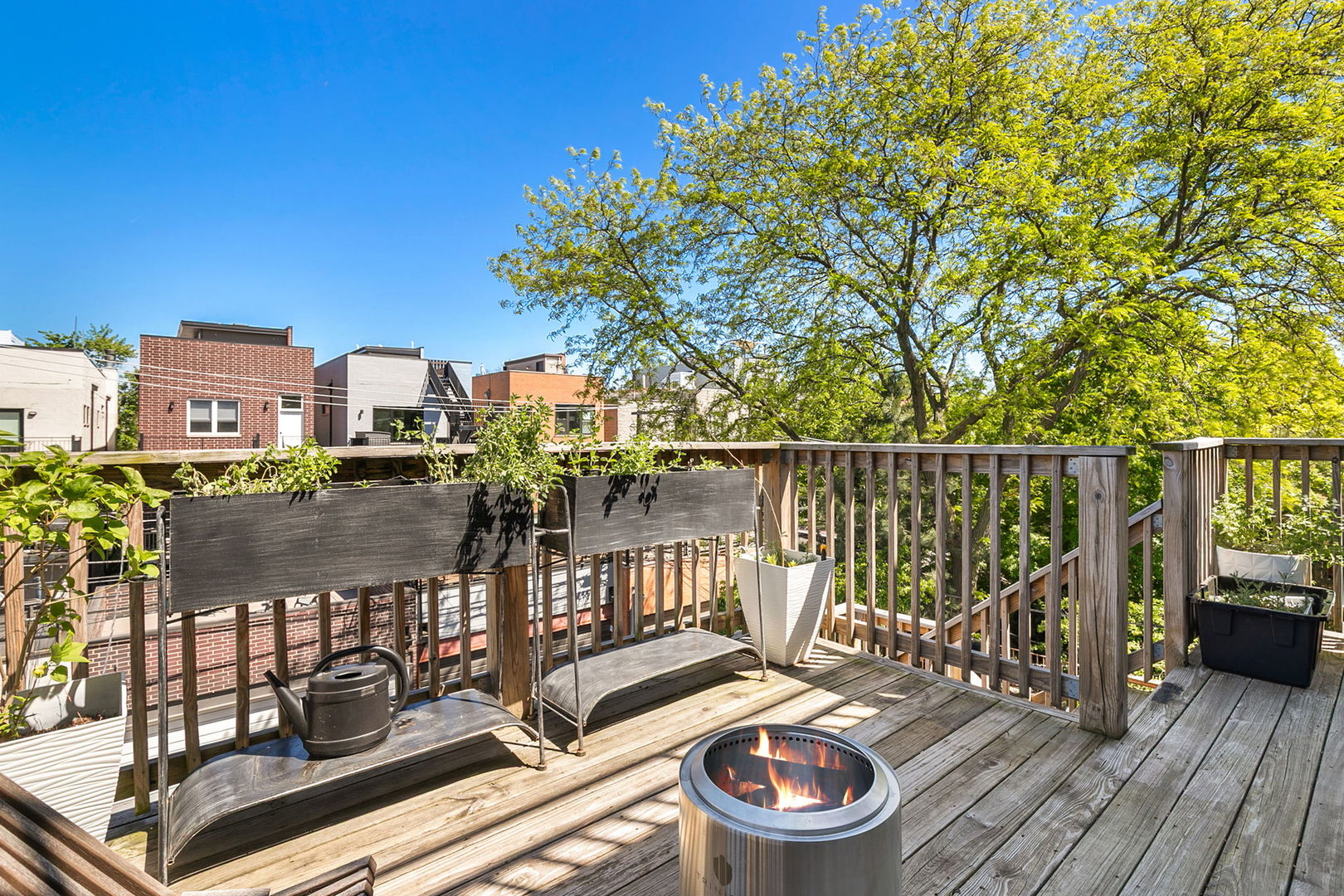 1067 N Hermitage Avenue Unit: 3
