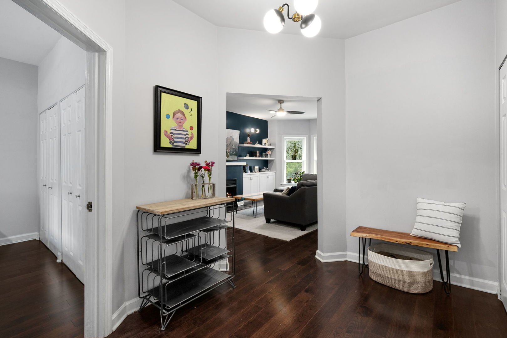839 W Lakeside Place Unit: 2W