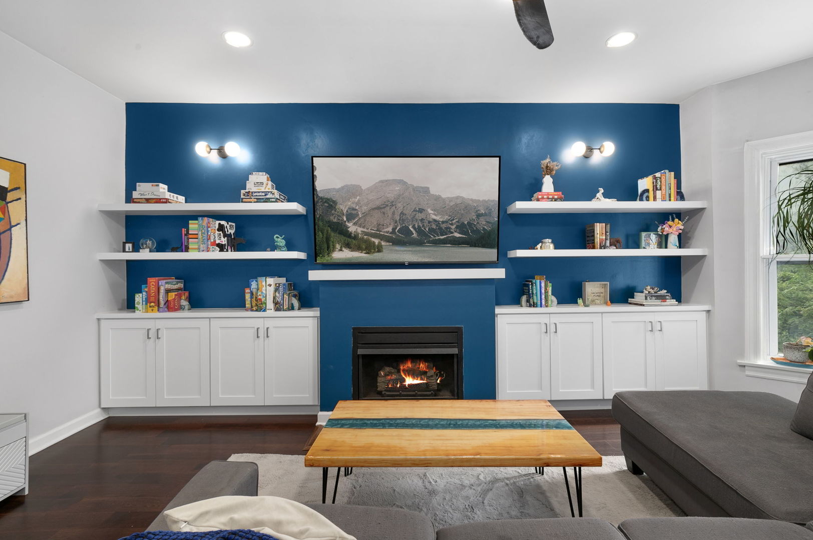 839 W Lakeside Place Unit: 2W