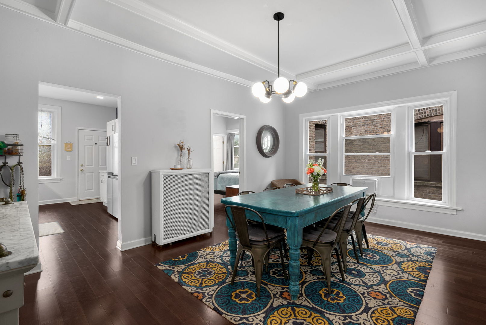 839 W Lakeside Place Unit: 2W