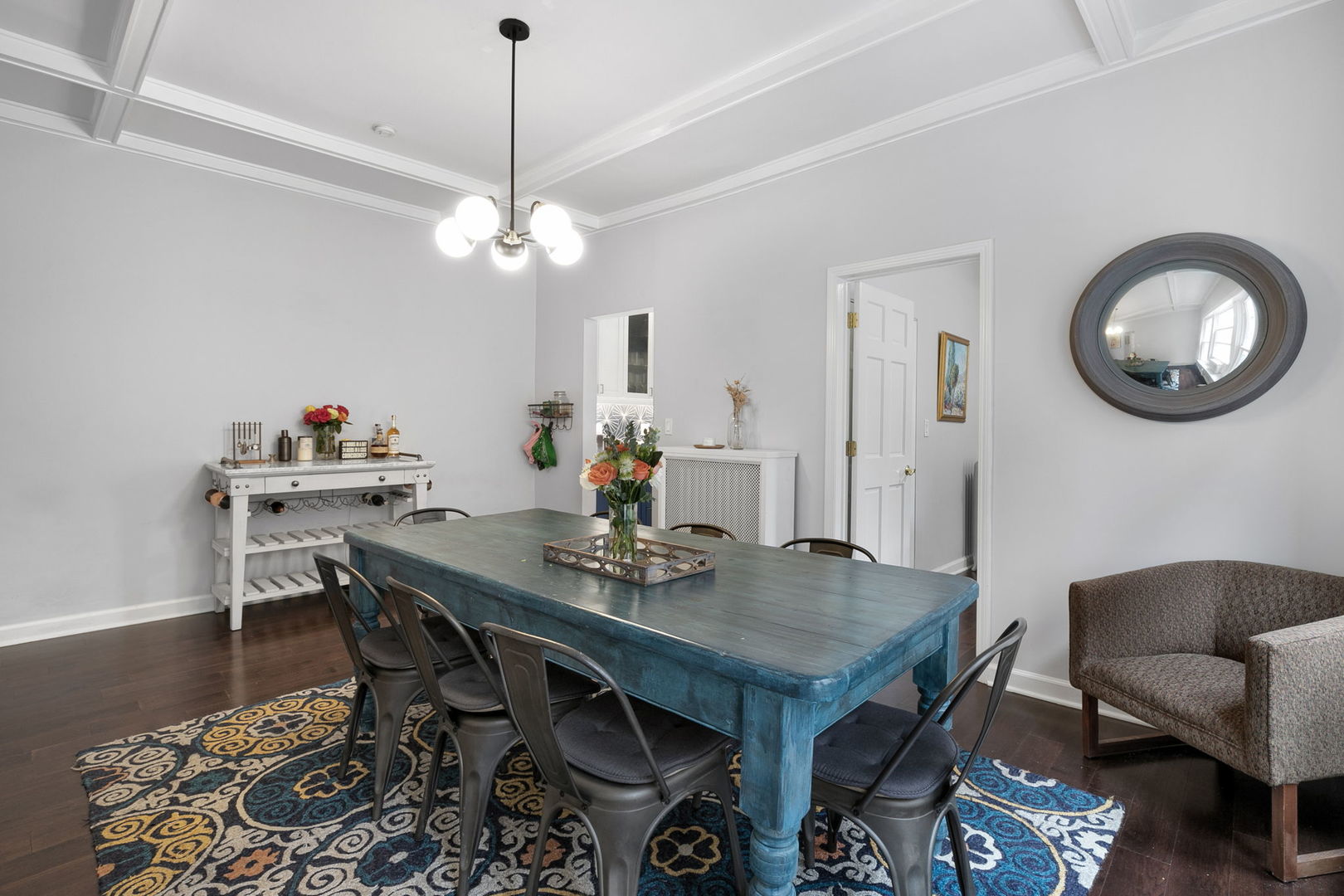 839 W Lakeside Place Unit: 2W