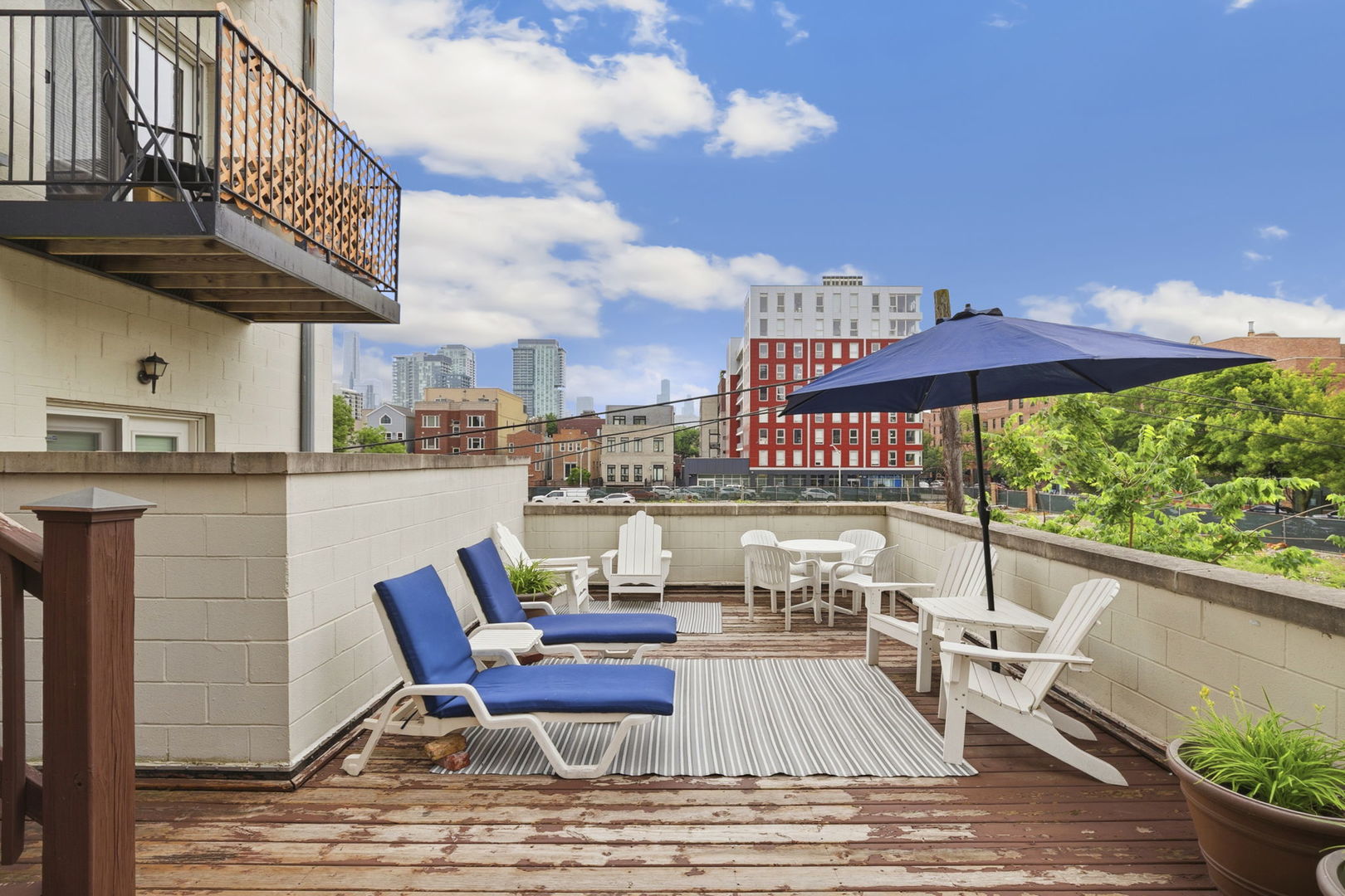 1422 N Orleans Street Unit: 3S