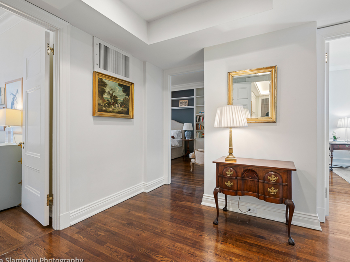 232 E WALTON Place Unit: 5E