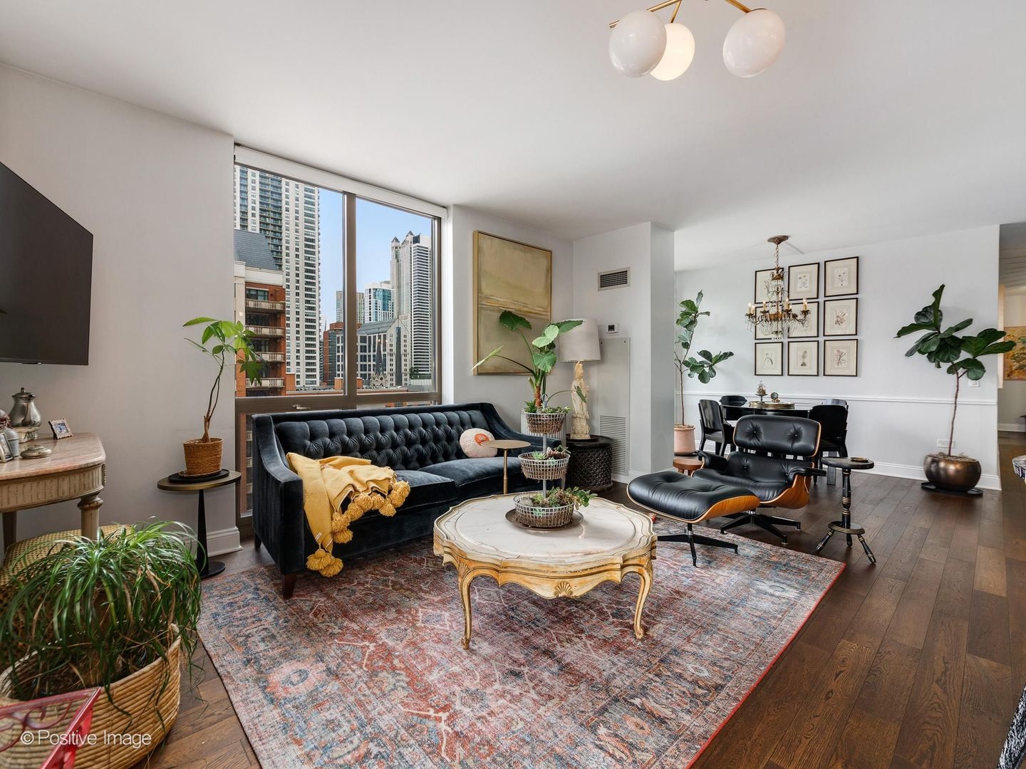635 N Dearborn Street Unit: 1301