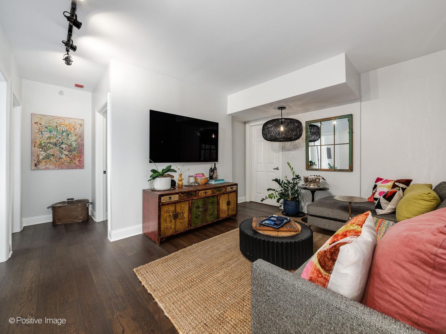 635 N Dearborn Street Unit: 1301