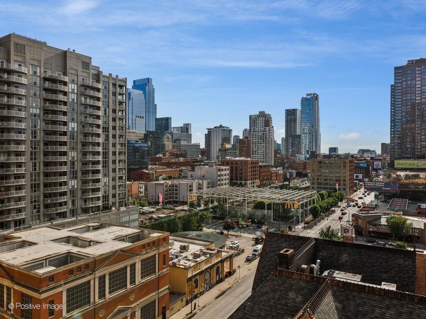 635 N Dearborn Street Unit: 1301