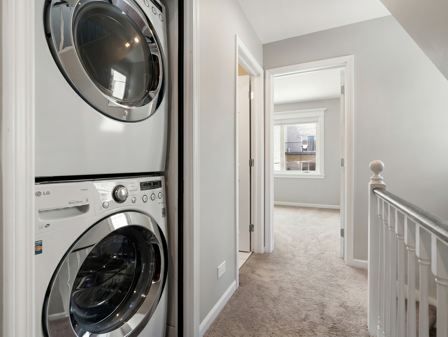 2740 N WAYNE Avenue Unit: F