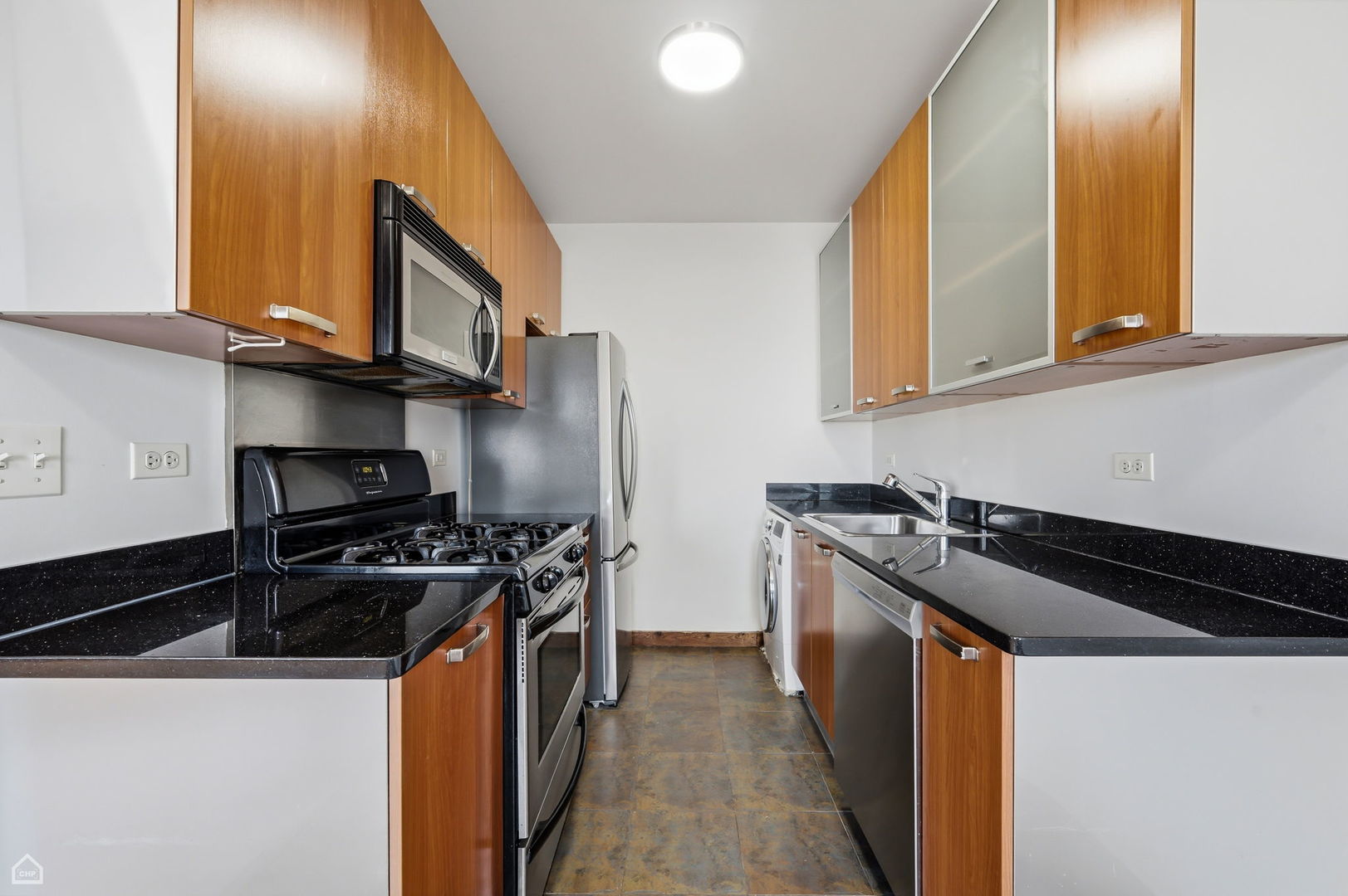 5400 S Harper Avenue Unit: 1403