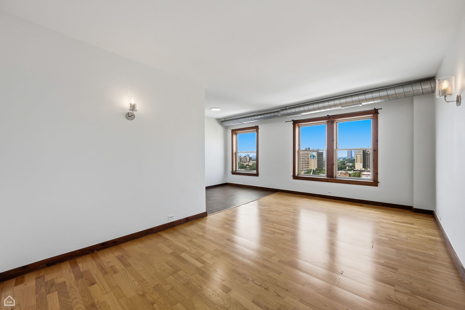 5400 S Harper Avenue Unit: 1403