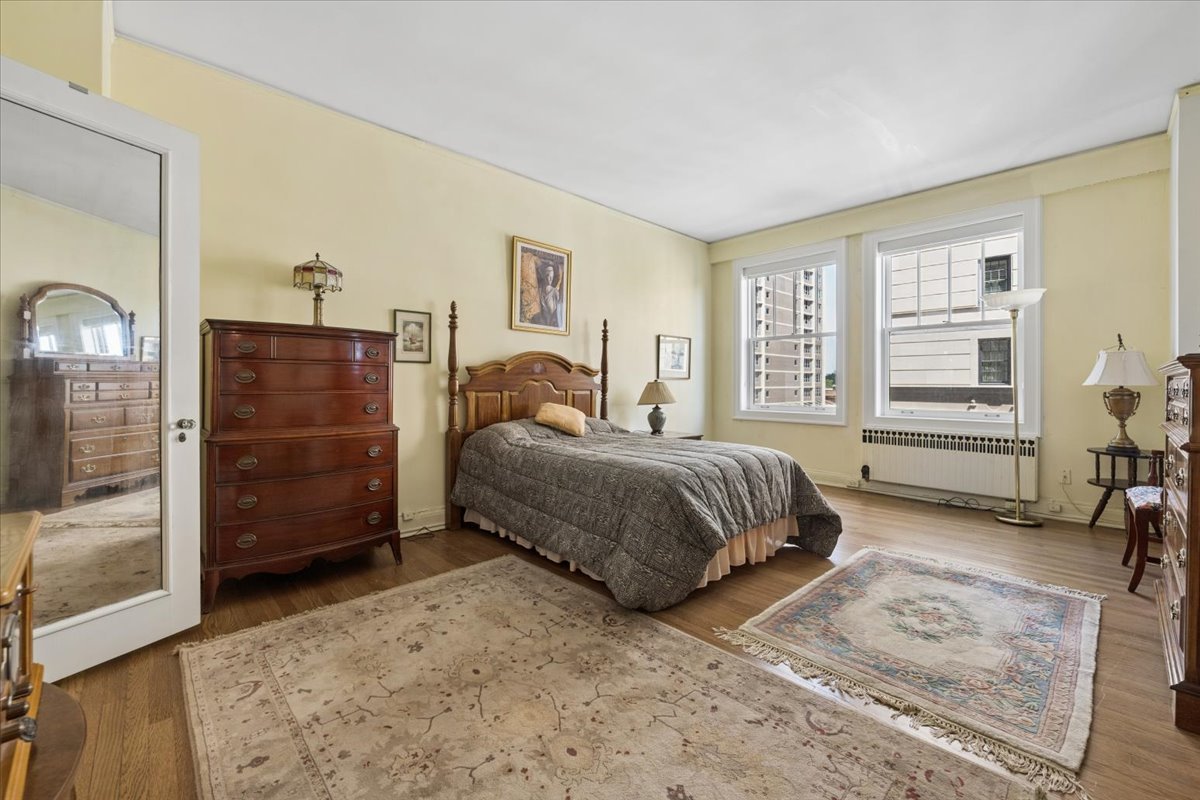 1448 N Lake Shore Drive N Unit: 5B