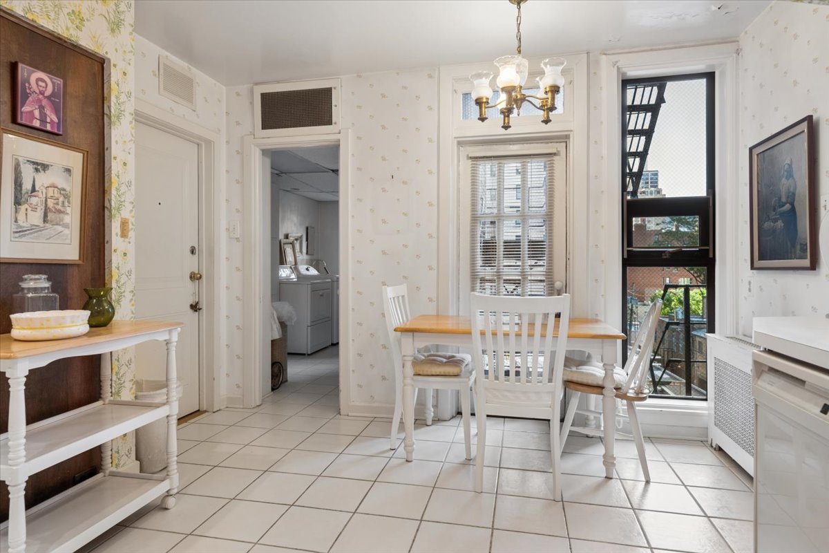 1448 N Lake Shore Drive N Unit: 5B