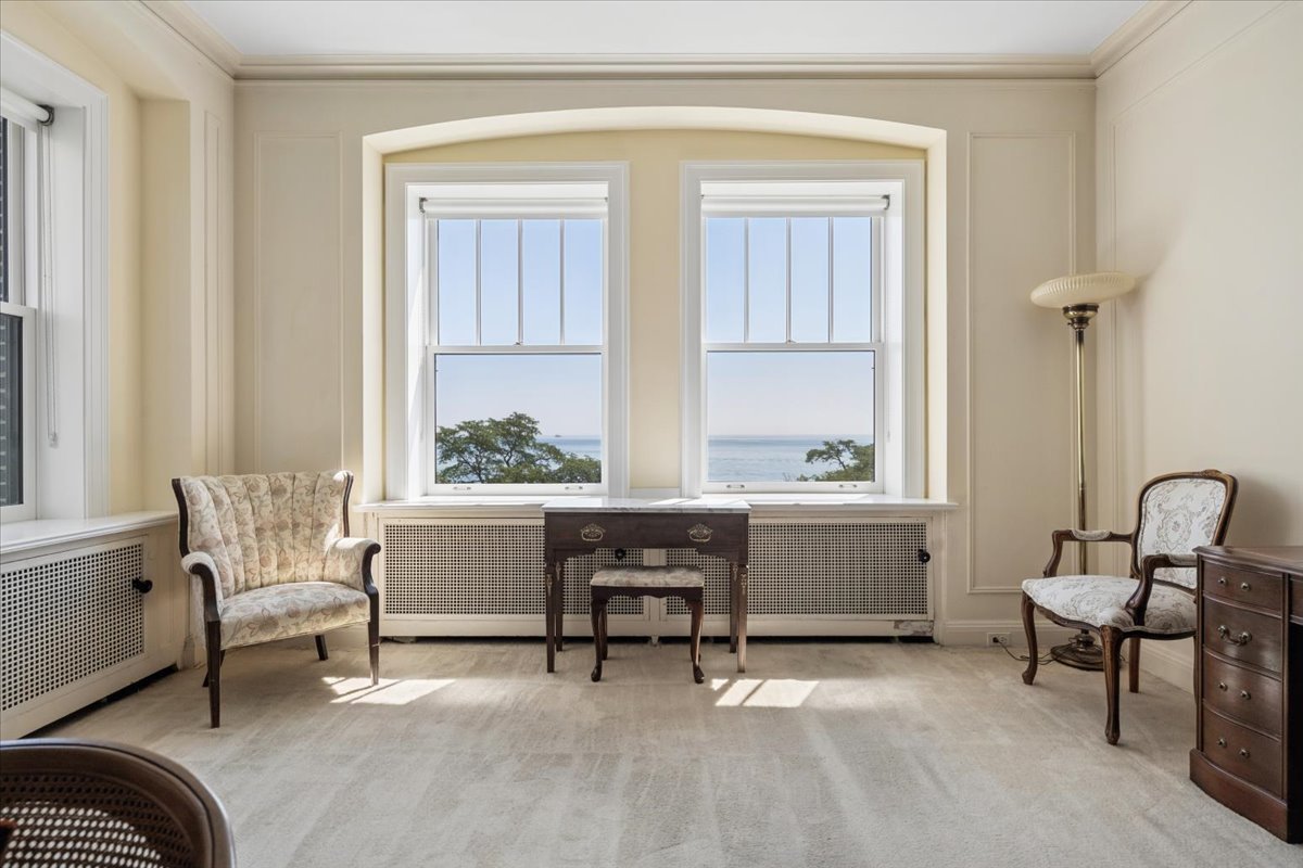 1448 N Lake Shore Drive N Unit: 5B