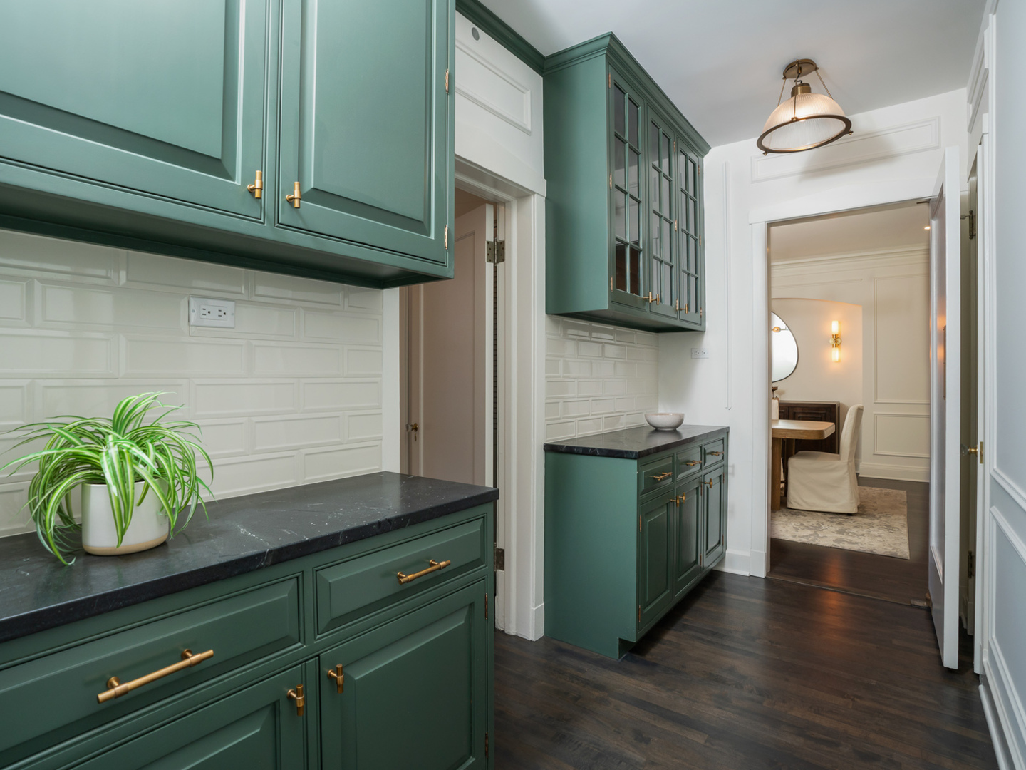 3800 N Lake Shore Drive Unit: 11E