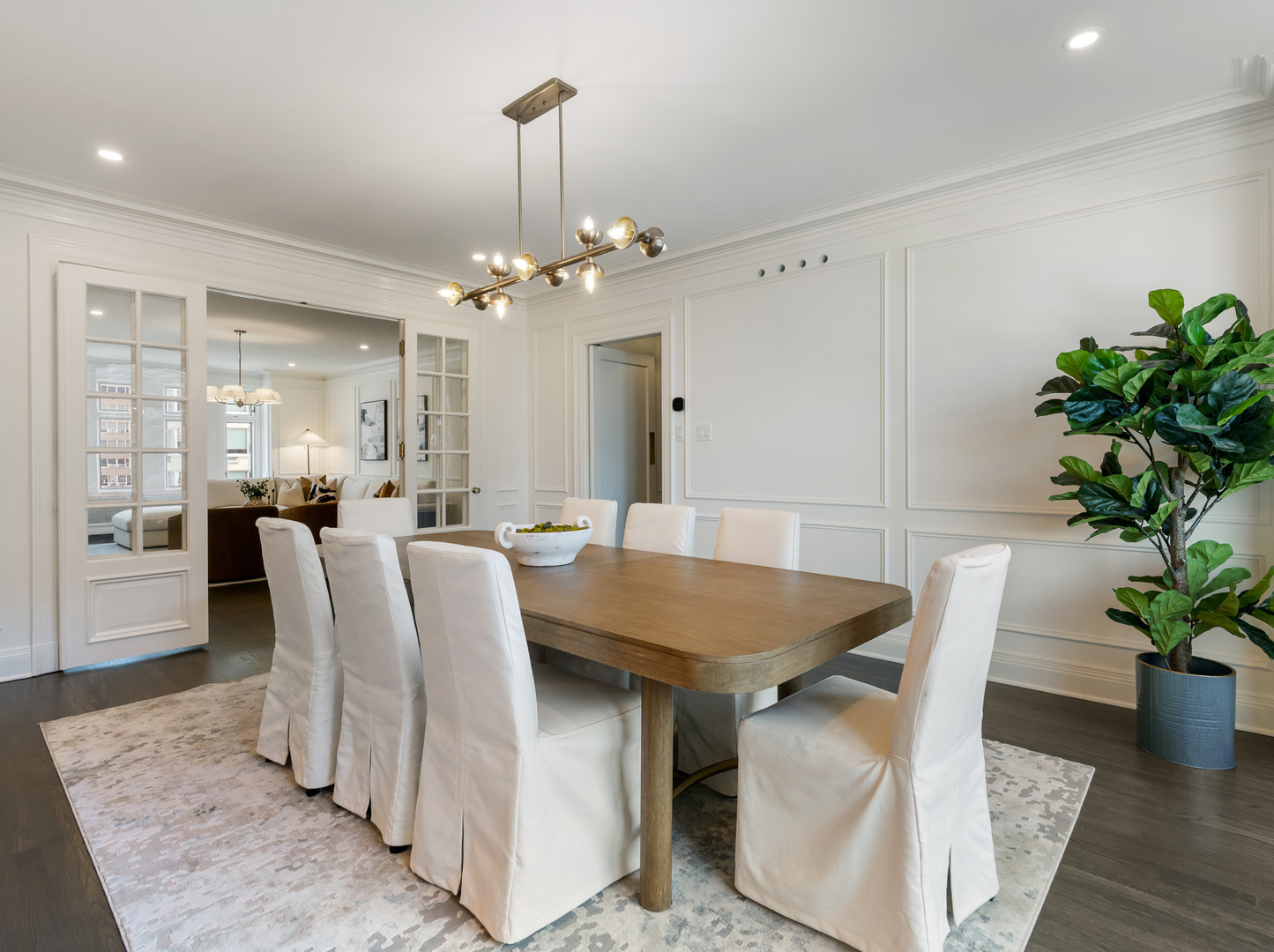 3800 N Lake Shore Drive Unit: 11E