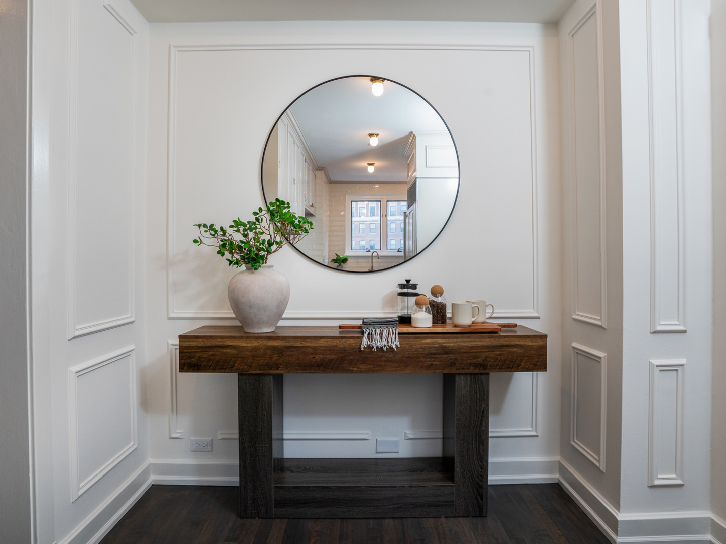 3800 N Lake Shore Drive Unit: 11E