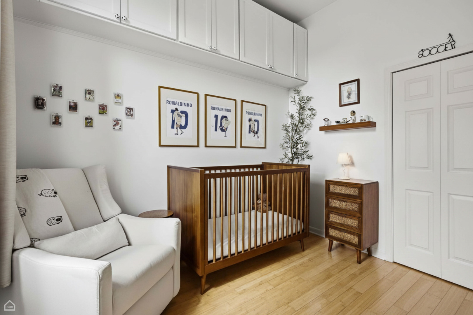 1403 N Rockwell Street Unit: 3