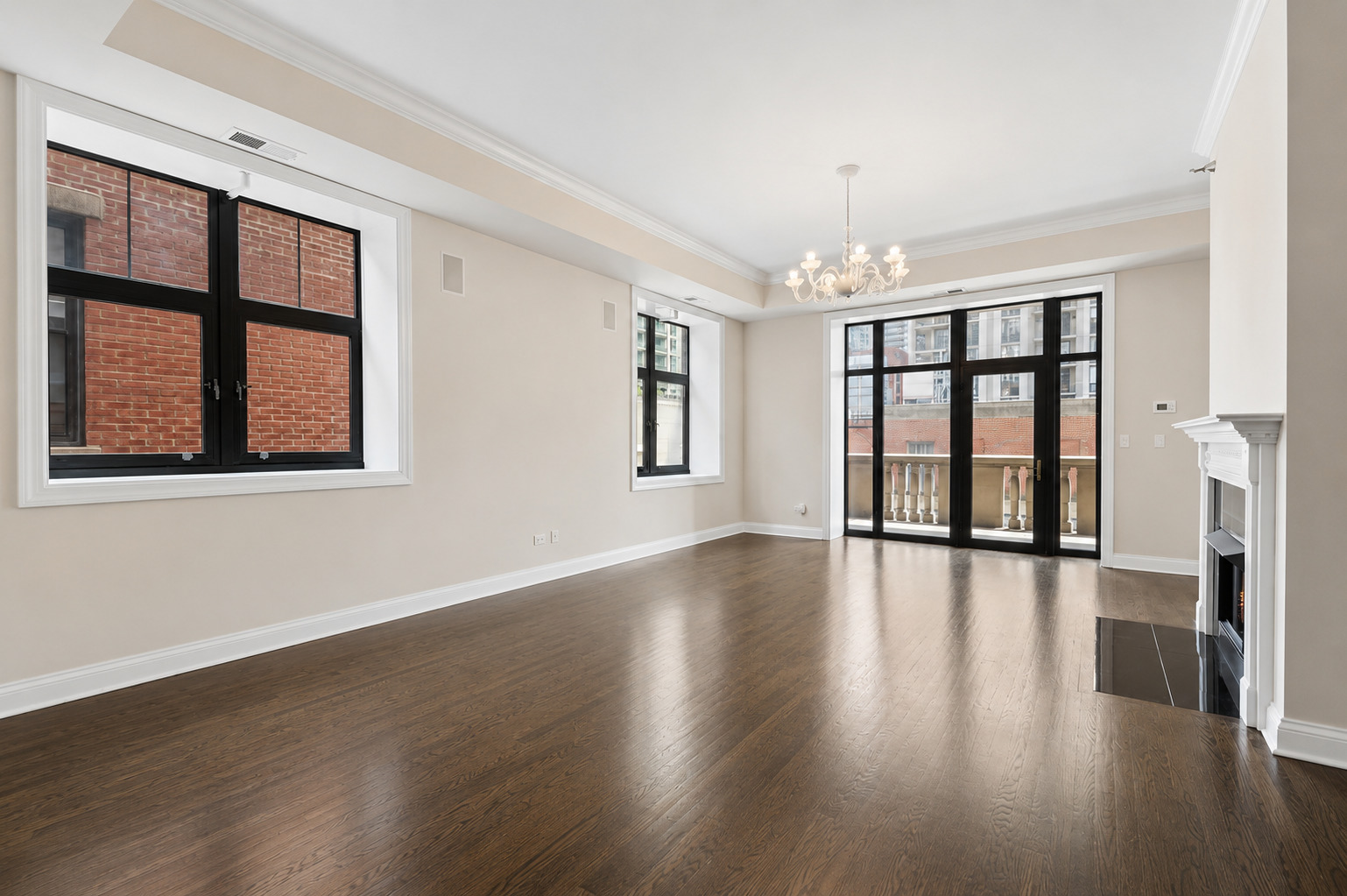 30 W ERIE Street Unit: 501