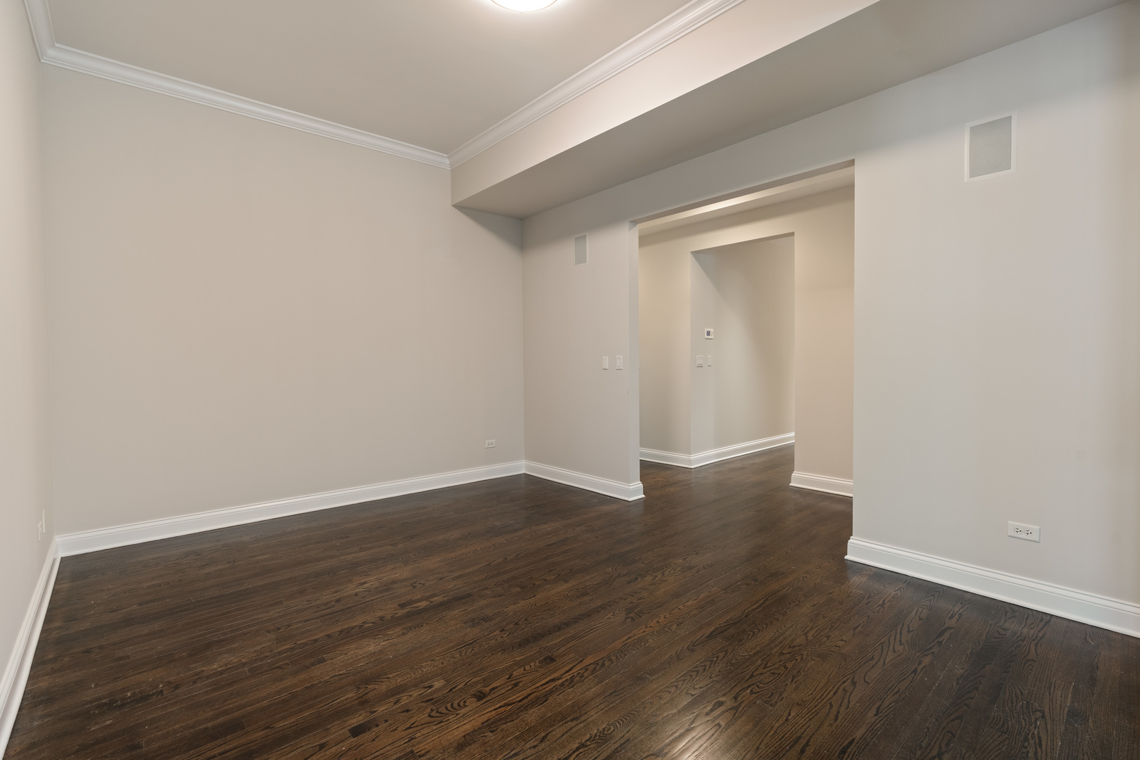 30 W ERIE Street Unit: 501