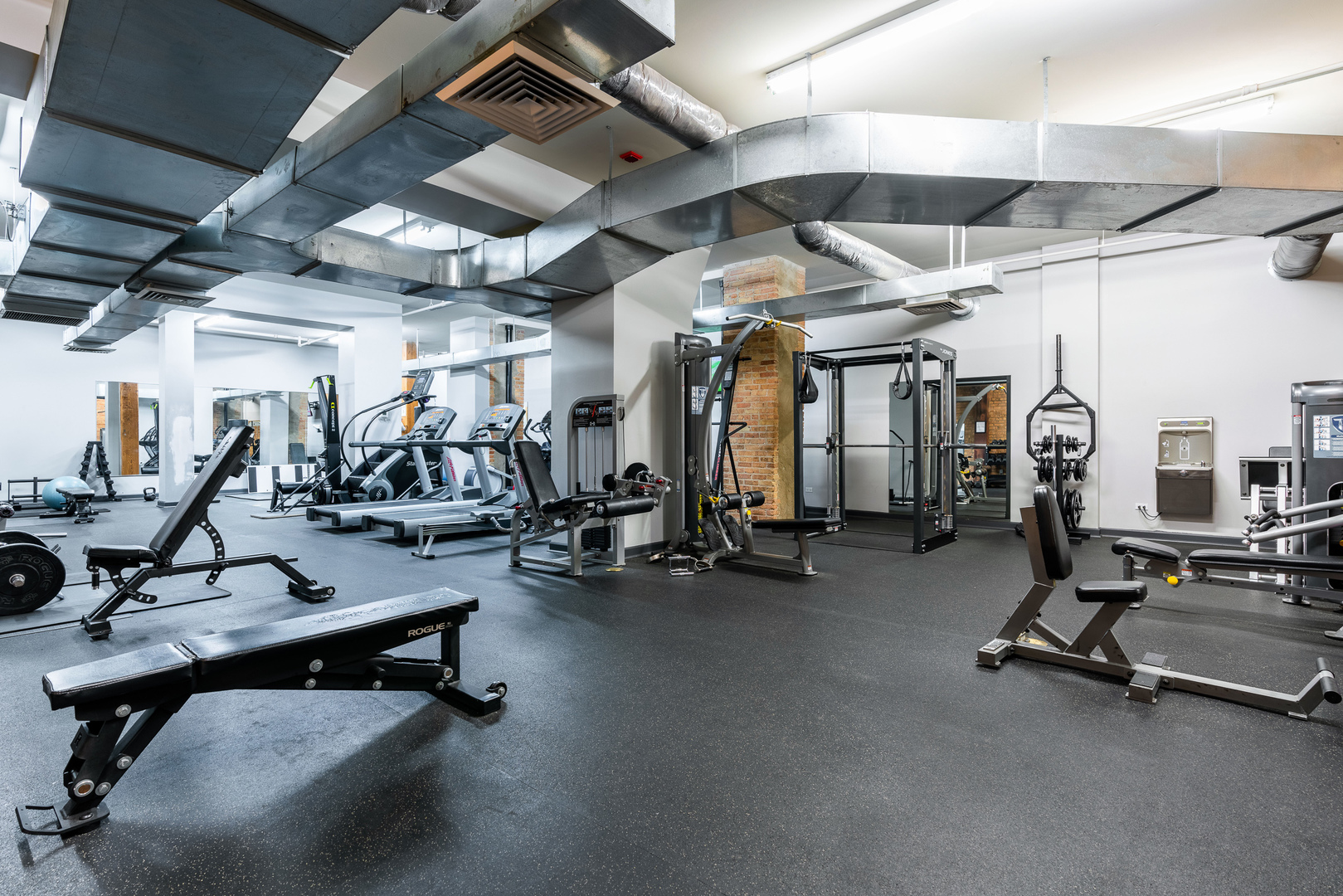 520 W Huron Street Unit: 504
