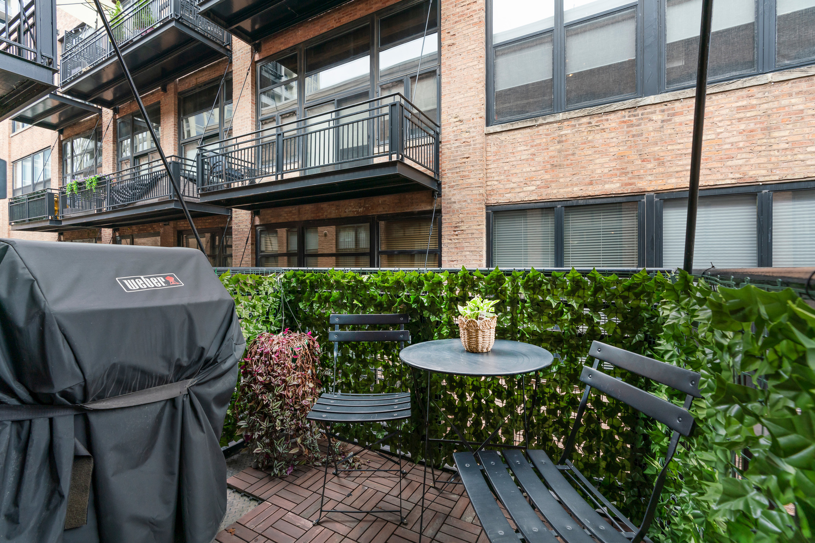 520 W Huron Street Unit: 504