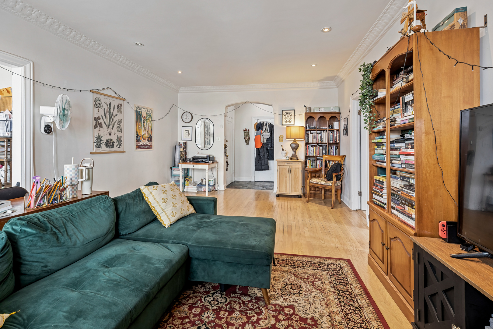 6101 N Sheridan Road Unit: 10C