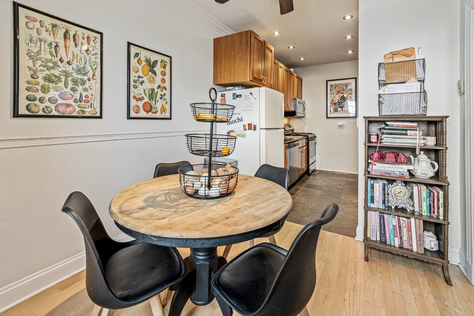 6101 N Sheridan Road Unit: 10C