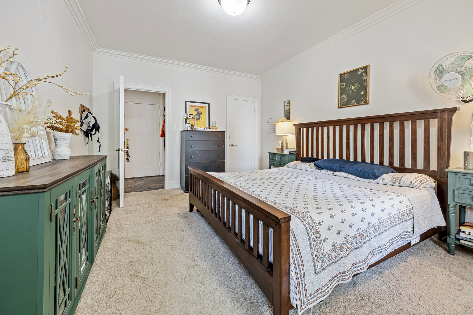 6101 N Sheridan Road Unit: 10C