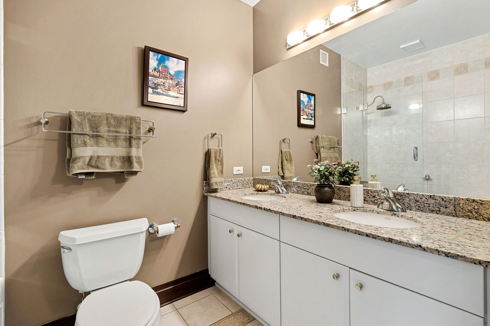33 W Ontario Street Unit: 41EN