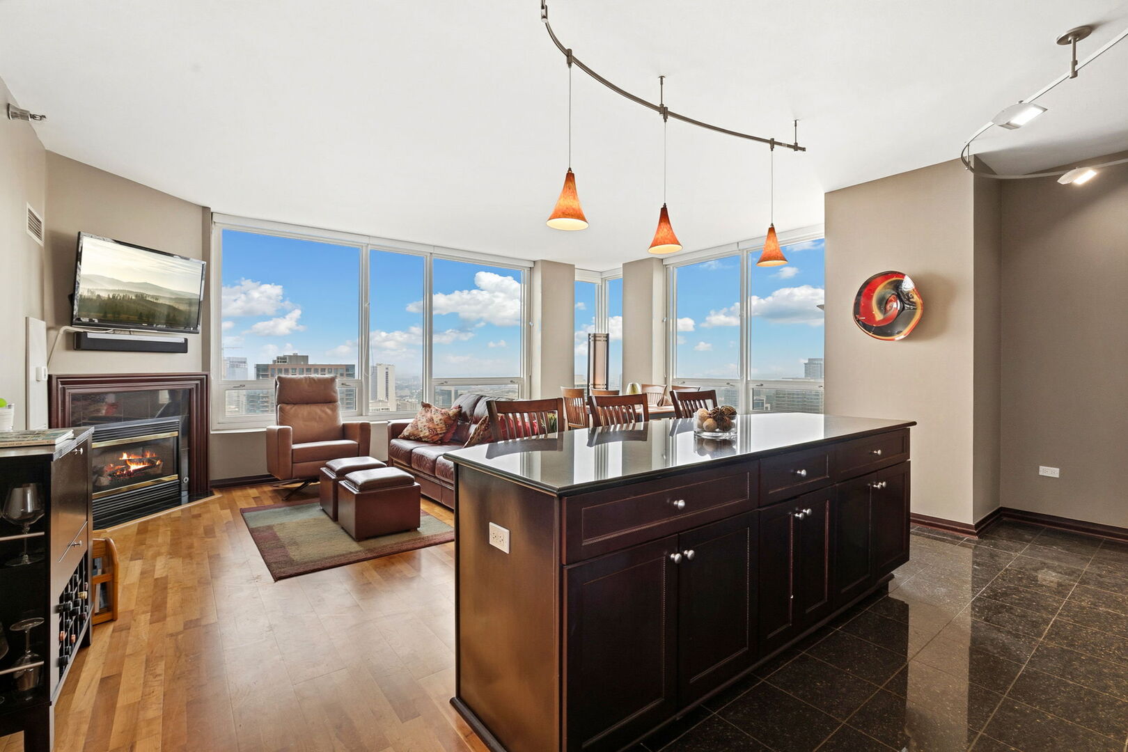33 W Ontario Street Unit: 41EN