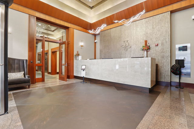 33 W Ontario Street Unit: 41EN
