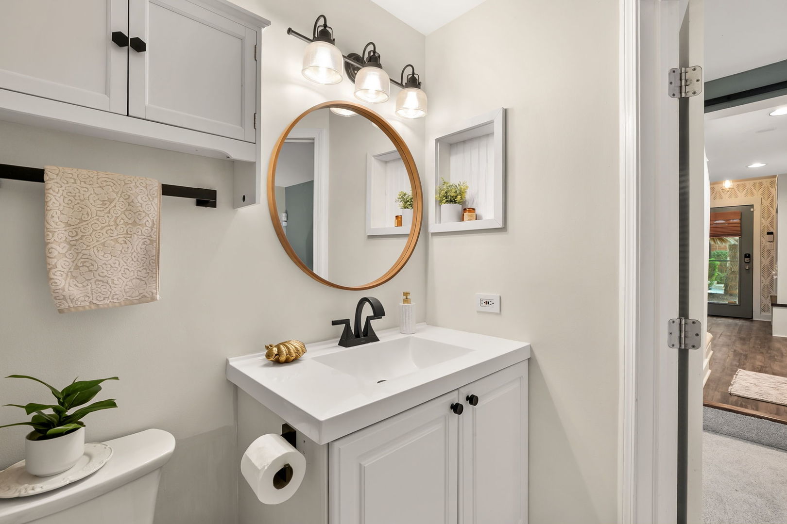 2939 N Honore Street Unit: C