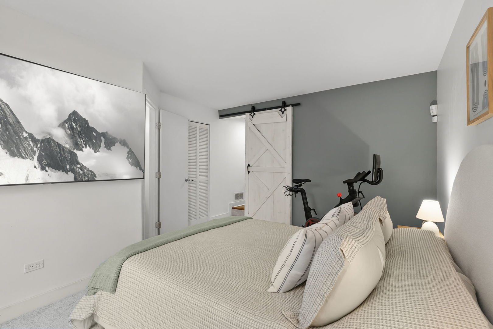 2939 N Honore Street Unit: C